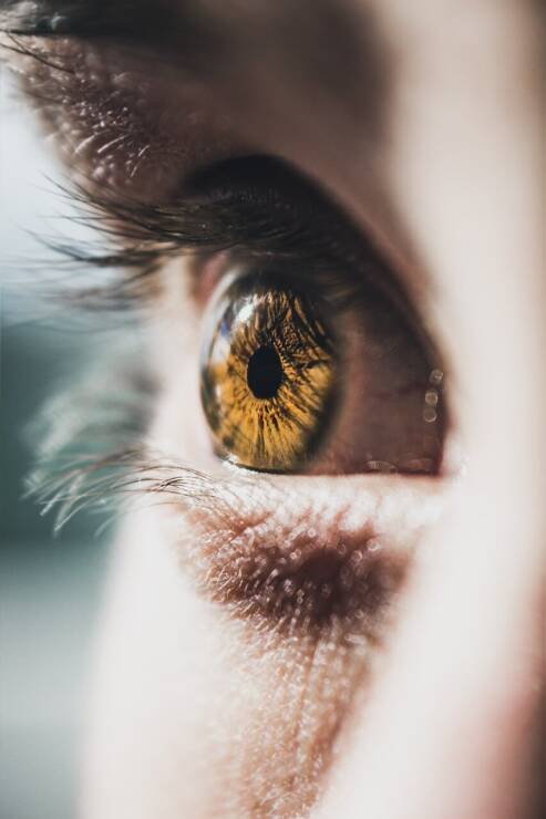 Akių sausėjimo priežastys ir gydymo būdai