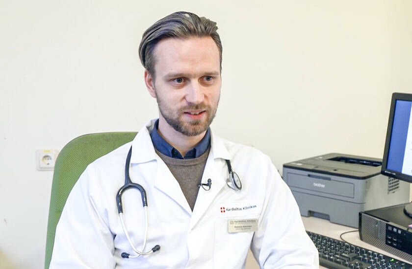 Vidaus ligų gydytojas Mykolas Kakarieka: nežiūrėkite į kosulį pro pirštus (video)